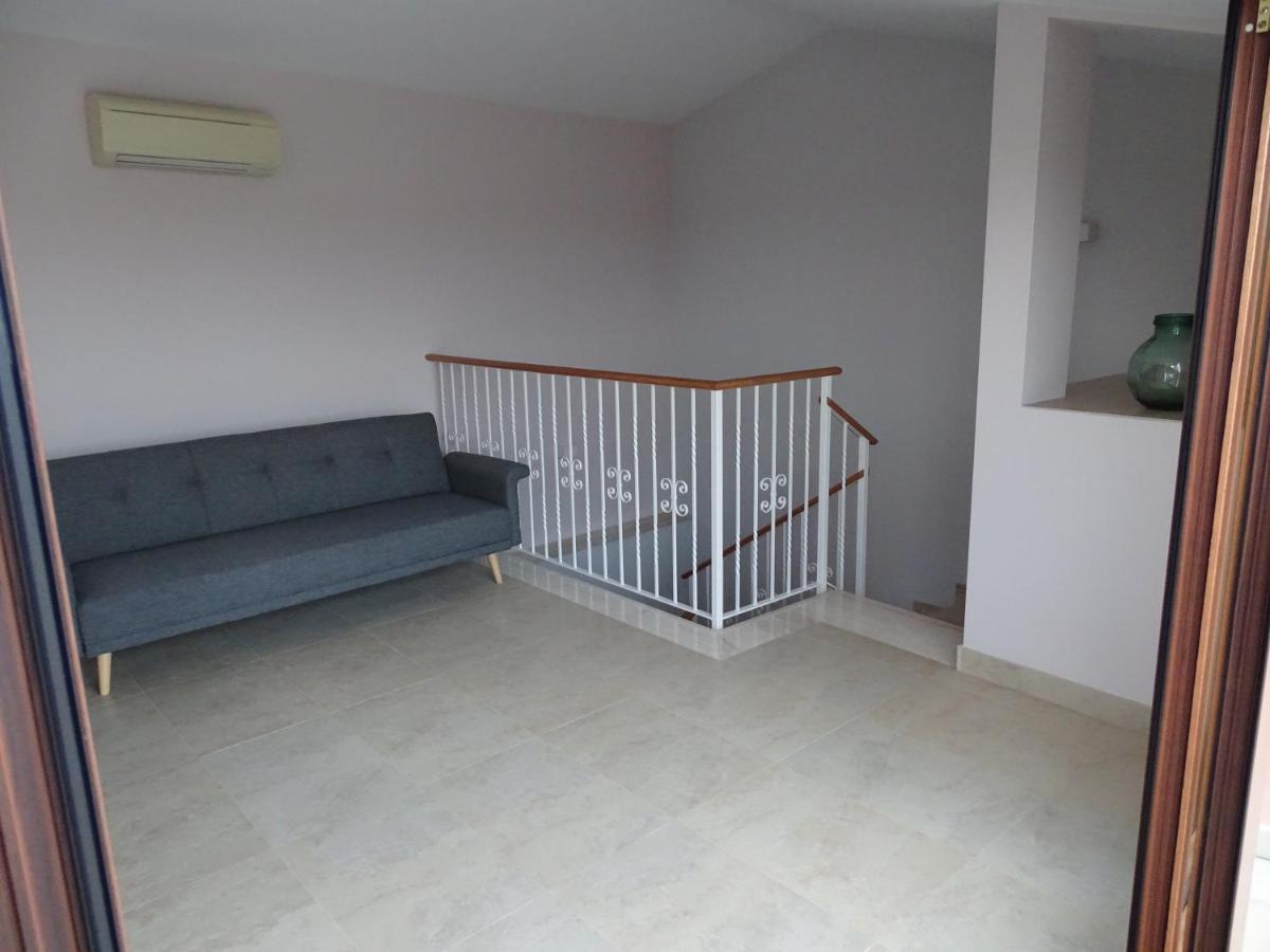 Villa Ca la Victòria Vinyols i Els Arcs Esterno foto